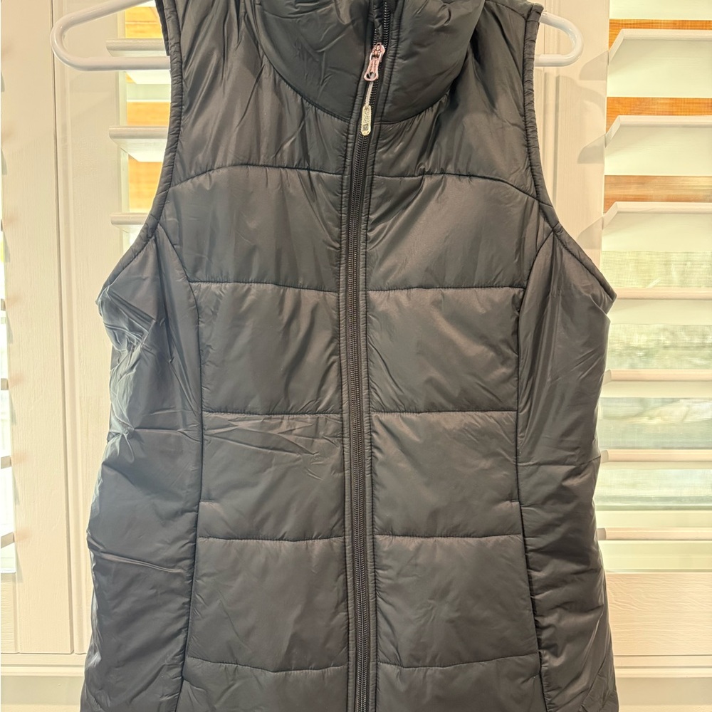 Calla Women's Black Puffer Vest